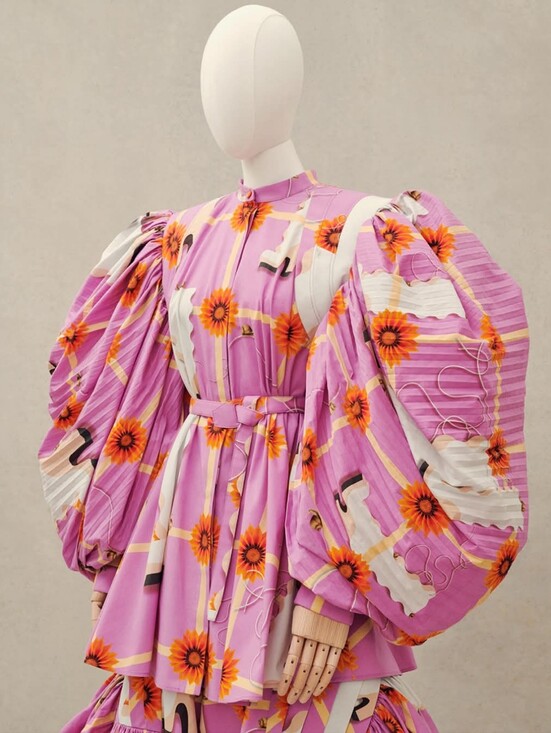 Loewe Dresses & Skirts - ICONIC PINK PLEATED VOLUMINOUS COTTON SLEEVE MINI DRESS FROM LOEWE SP2021 SZ36IT